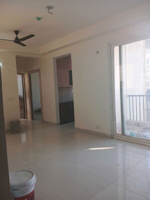 Building Lobby in 3 BHK Apartment at Amrapali Heartbeat City, Sector 107 – for Rent