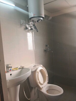 Bathroom in 3 BHK Apartment at Amrapali Heartbeat City, Sector 107 – for Rent