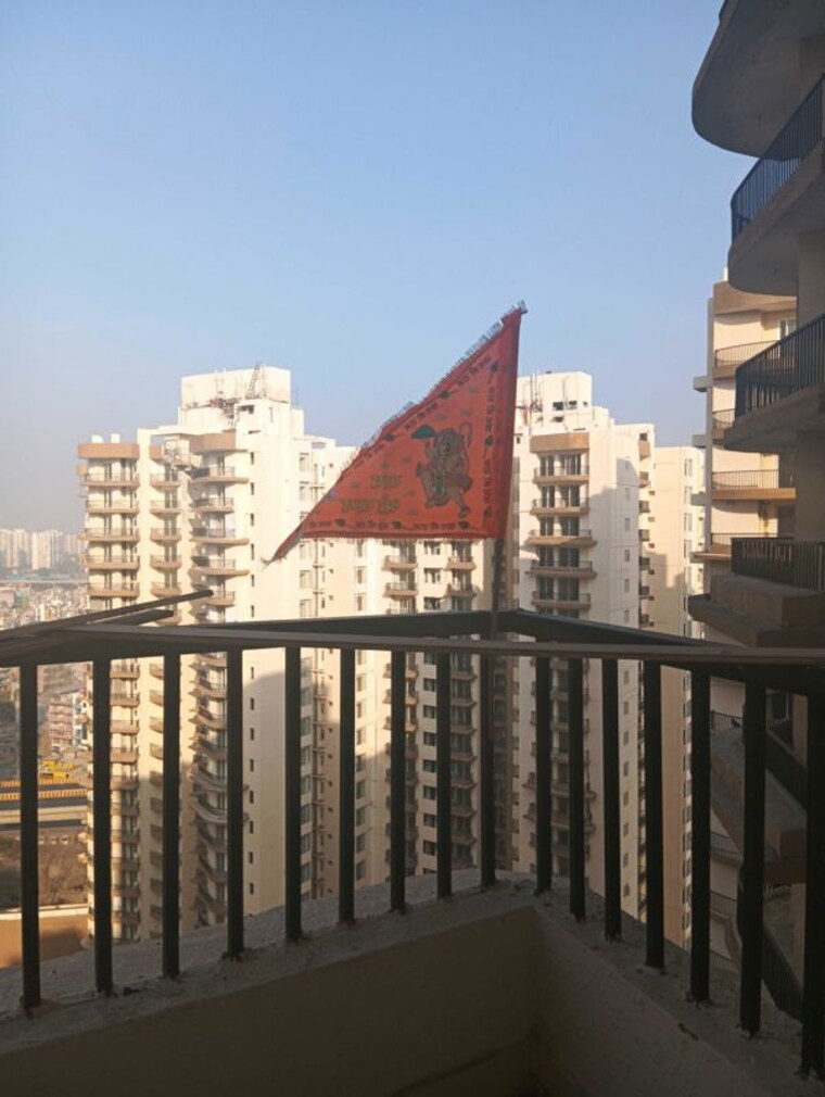 Exterior View, amrapali-heartbeat-city 3 Bedroom 1350 Sq.Ft. Apartment In Sector 107 Noida 10012918