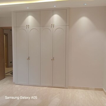 Room in 4 BHK Builder Floor at Greater Kailash ii – for Rent