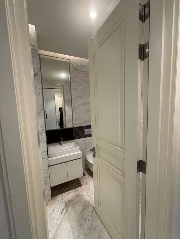 Bathroom, bhartiya-city-leela-residences 3 Bedroom 3200 Sq.Ft. Apartment In Thanisandra Main Road Bangalore 10012611