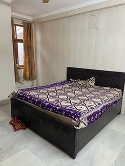 2 BHK + Pooja Room Apartment For Rent in Kalkaji