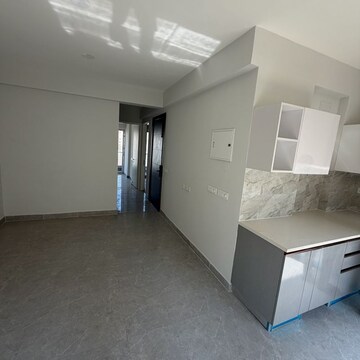 Room in 2.5 BHK Builder Floor at Signature Global City 92, Sector 92 – for Sale