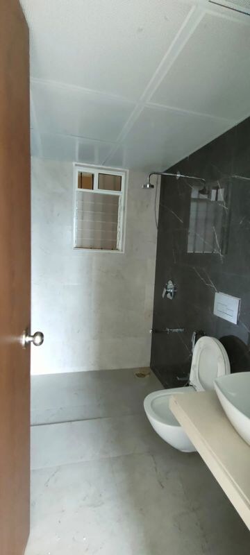 Bathroom in 2 BHK Apartment at Kalpataru Immensa, Kolshet Road – for Sale