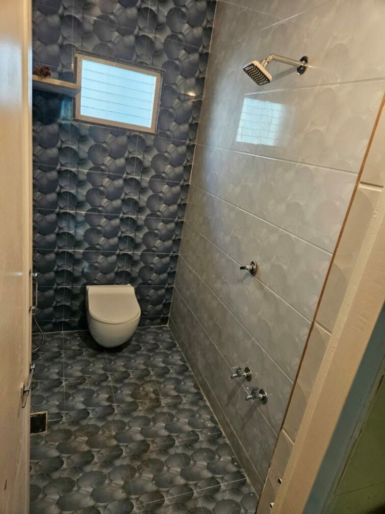 Bathroom, thaltej 2 Bedroom 1200 Sq.Ft. Apartment In Thaltej Ahmedabad 10013055