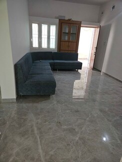 2 BHK Apartment For Rent in Thaltej