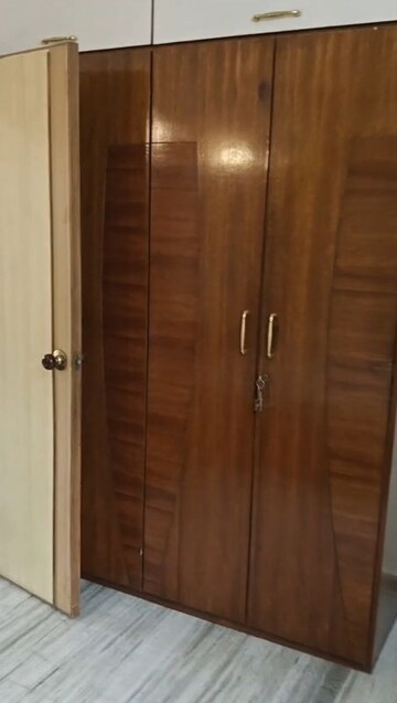 Furnished Amenities in 3 BHK Apartment at Gemstar Nestle Apartments, Malad West – for Rent