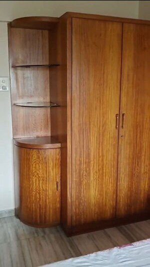 Furnished Amenities in 3 BHK Apartment at Gemstar Nestle Apartments, Malad West – for Rent