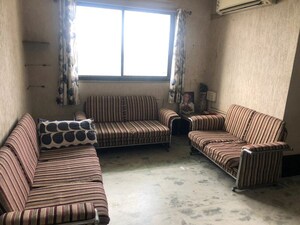 Living Room in 4 BHK Apartment at Ambawadi – for Rent