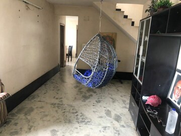 Parking in 4 BHK Apartment at Ambawadi – for Rent