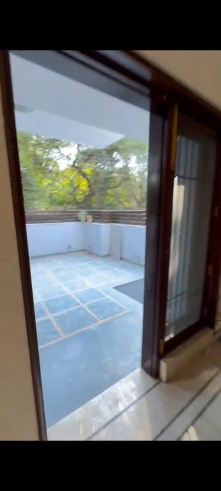 Room, sarvodaya enclave 4 Bedroom 500 Sq.Yd. Builder Floor In Sarvodaya Enclave Delhi 10013118