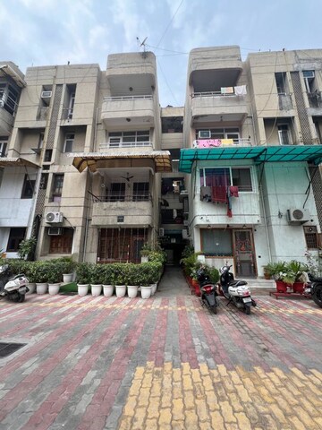 5 BHK Apartment – Exterior View View at Rohini Sector 13 - for Sale