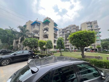 5 BHK Apartment – Exterior View View at Rohini Sector 13 - for Sale