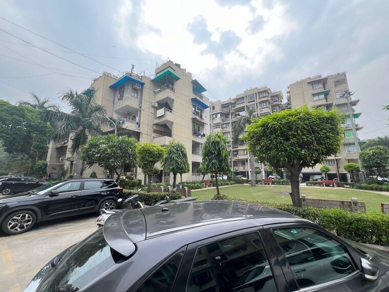 Exterior View, rohini sector 13 5 Bedroom 2000 Sq.Ft. Apartment In Rohini Sector 13 Delhi 10013112