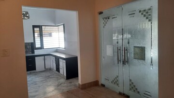 Room in 2 BHK Builder Floor at Amolik Residency, Sector 86 – for Rent