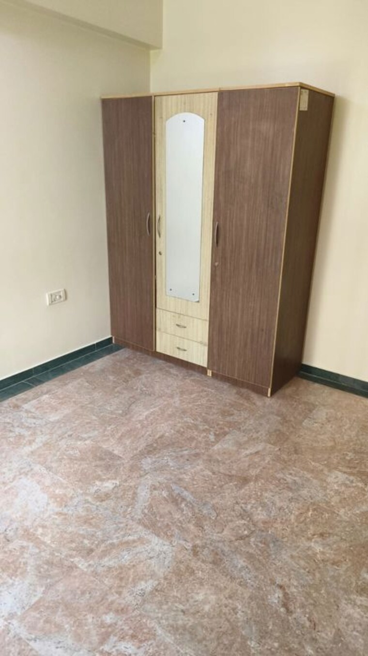 Room, hiranandani-meadows 2 Bedroom 1020 Sq.Ft. Apartment In Manpada Thane 10013130