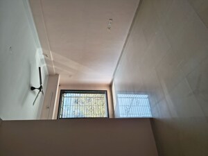 Furnished Amenities in 2 BHK Apartment at Kurla East – for Rent