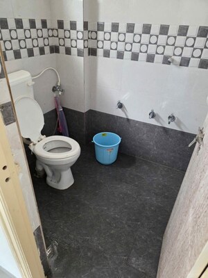 Master Bedroom in 3 BHK Apartment at Gota – for Rent