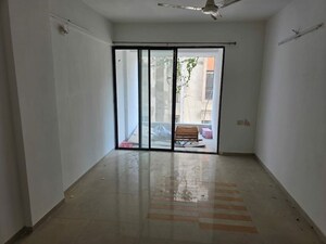 Room in 3 BHK Apartment at Gota – for Rent