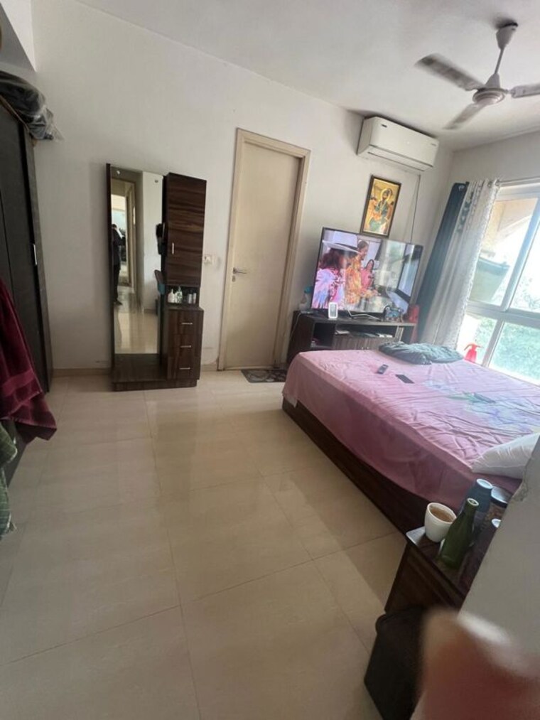 Living Room, hiranandani-meadows 2.5 Bedroom 1100 Sq.Ft. Apartment In Manpada Thane 10013150