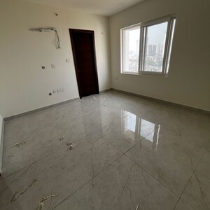 Room in 4 BHK Apartment at Trendset Allure, Kokapet – for Sale