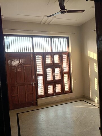 2 BHK Builder Floor For Rent in Sector 46