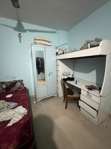 Team Area in 2 BHK Apartment at Clover Park – for Sale