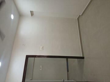 Furnished Amenities in 2 BHK Apartment at Kurla East – for Rent