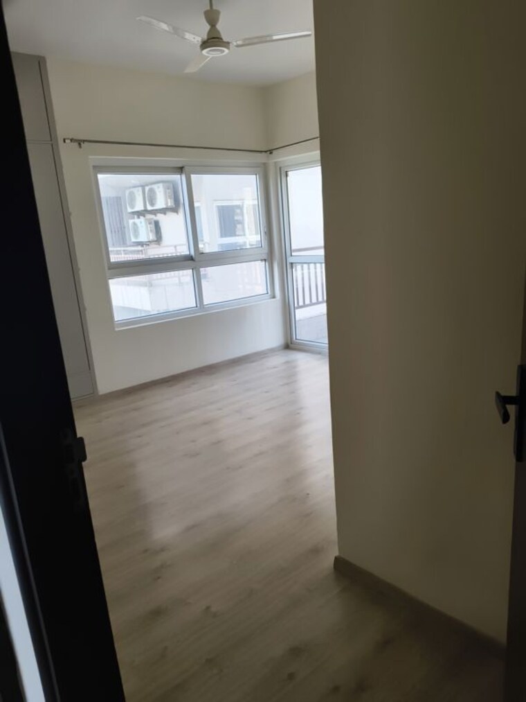 Room, shapoorji-pallonji-joyville-phase-2 3 Bedroom 1852 Sq.Ft. Apartment In Sector 102 Gurgaon 10013163