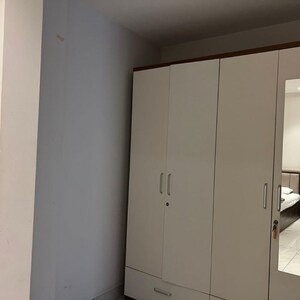 Room in 5 BHK Builder Floor at Sector 14 – for Sale