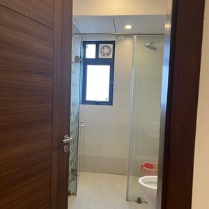 Building Lobby in 5 BHK Builder Floor at Sector 14 – for Sale