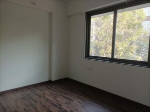 Room in 3 BHK Apartment at Prahlad Nagar – for Rent