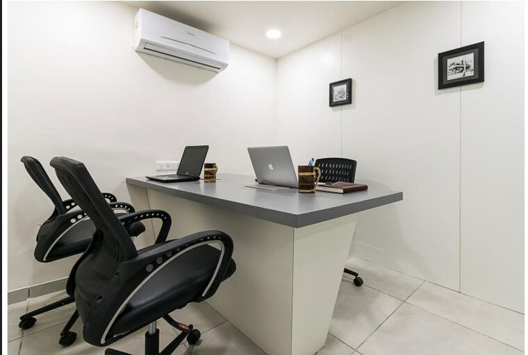 Team Area, prahlad nagar Commercial Office Space 1230 Sq.Ft. In Prahlad Nagar Ahmedabad 10013181