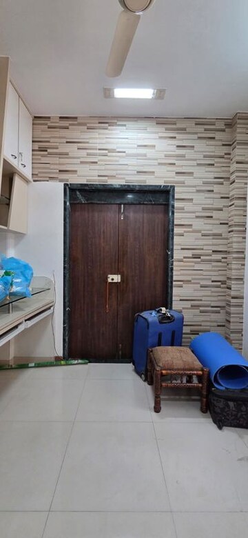 Room in 4 BHK Villa at Chembur – for Rent