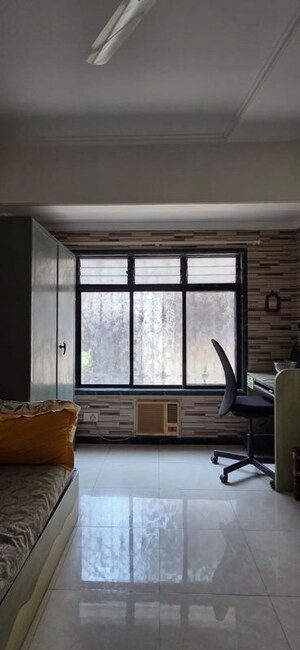 Bedroom in 4 BHK Villa at Chembur – for Rent