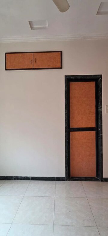 Room in 4 BHK Villa at Chembur – for Rent