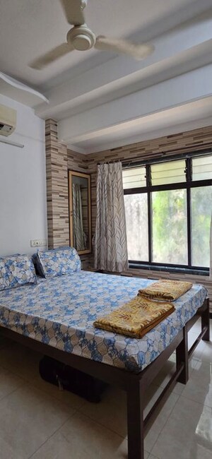 Bedroom in 4 BHK Villa at Chembur – for Rent