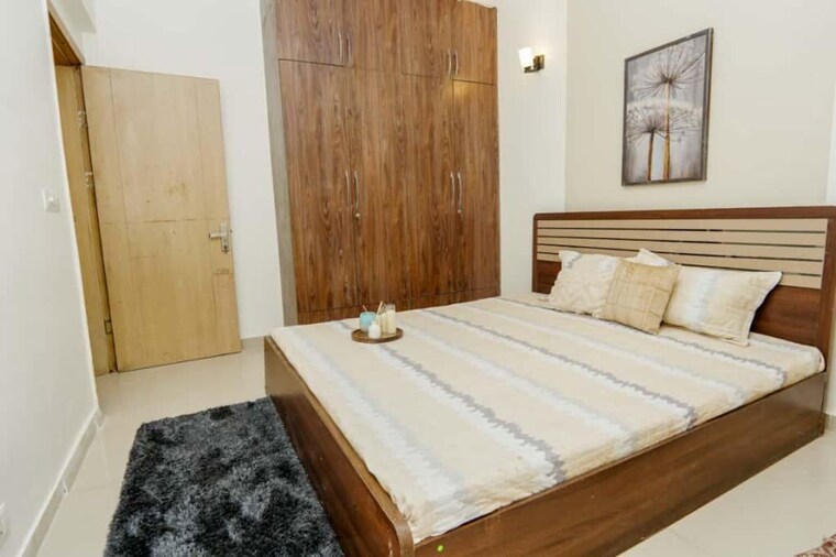 Bedroom, dlf-new-town-heights-iii 3.5 Bedroom 1930 Sq.Ft. Apartment In Sector 91 Gurgaon 10013197