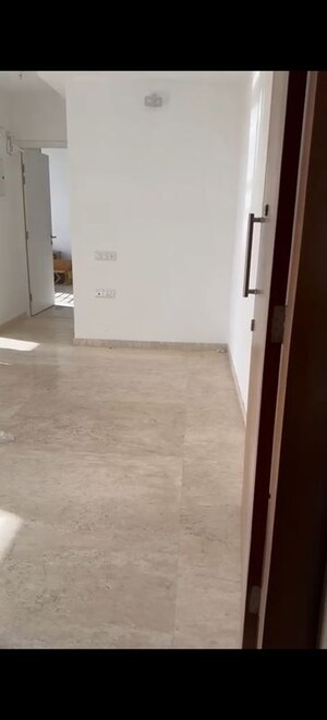 2 BHK Apartment For Rent in Hiranandani Delanna, Ghodbunder Road