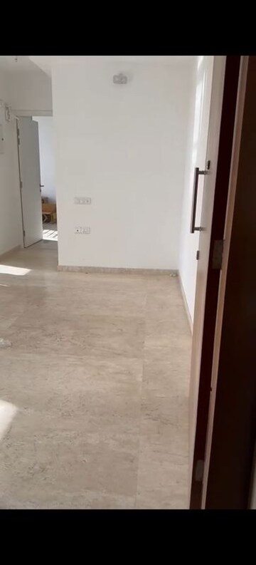 2 BHK Apartment For Rent in Hiranandani Delanna, Ghodbunder Road