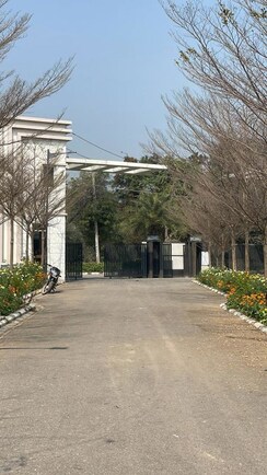 Plot For Sale in Rambha Corona Greens