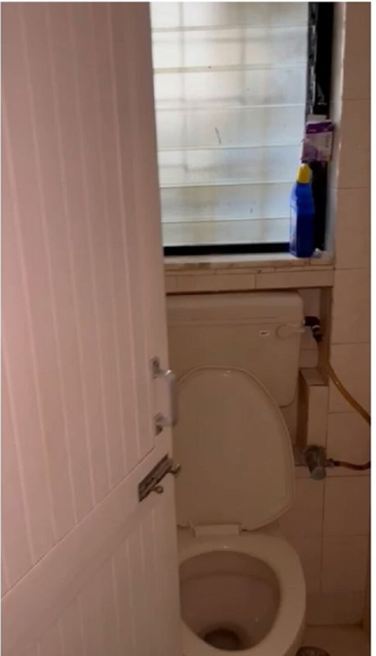 Bathroom, runwal-centre 1 Bedroom 546 Sq.Ft. Apartment In Deonar Mumbai 10013249