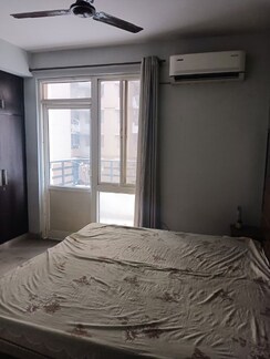 2 BHK + Extra Room Apartment For Rent in Stellar Jeevan