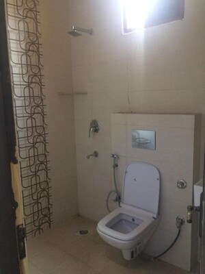 Bathroom in 3 BHK Apartment at Malviya Nagar – for Rent