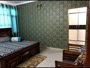 Bedroom in 3 BHK Builder Floor at Sector 45 – for Rent