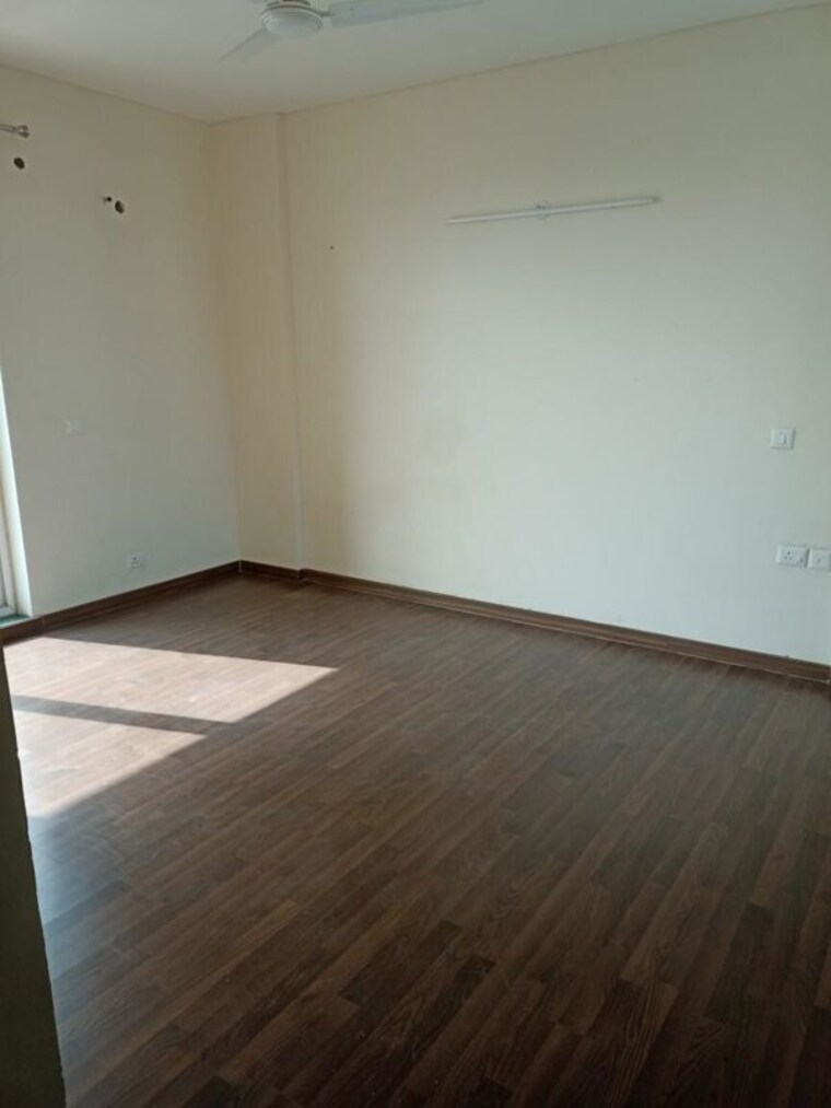 Room, bptp-park-serene 3.5 Bedroom 1814 Sq.Ft. Apartment In Sector 37d Gurgaon 10013309