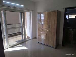 Room in 3 BHK Apartment at RNP 1, Kondapur – for Rent