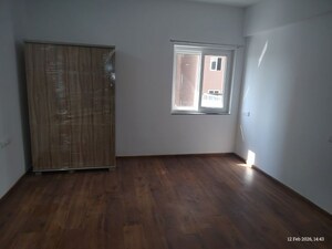 Room in 3 BHK Apartment at RNP 1, Kondapur – for Rent