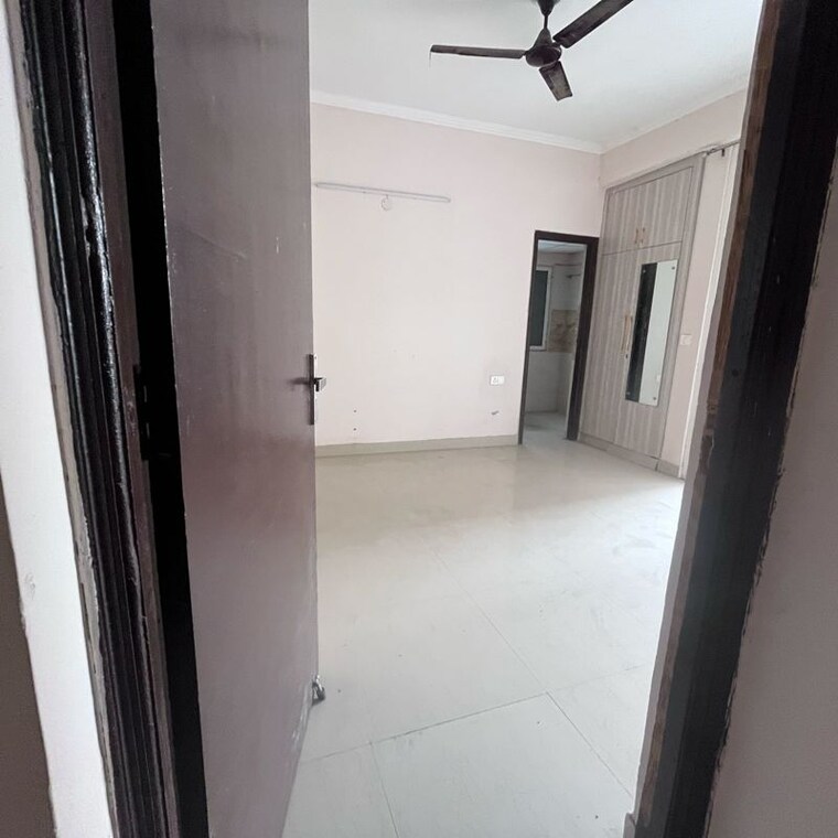undefined, amrapali-golf-homes 3 Bedroom 1595 Sq.Ft. Apartment In Haibatpur Greater Noida 10013346