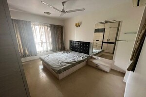 Master Bedroom in 2 BHK Apartment at Kalpataru Aura, Ghatkopar West – for Rent